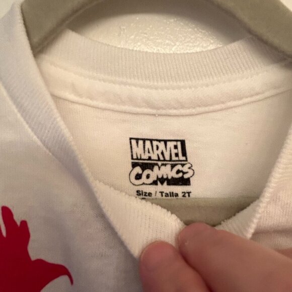 New without tag Boys Marvel Captain America tee shirt Size 2T - Picture 3 of 3